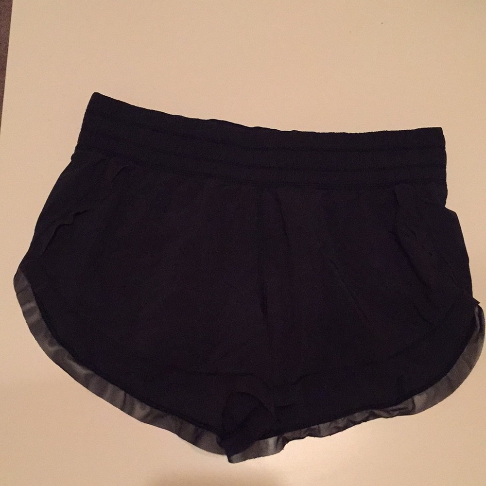 Lululemon Shorts Size 8